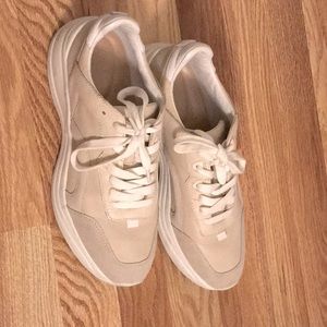 Massimo Dutti pinky beige sneakers size 8